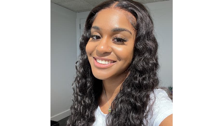 Yannique Ivey generally goes into the office at 11 a.m. and leaves by 3 p.m. to avoid long commute times in the morning and evening.